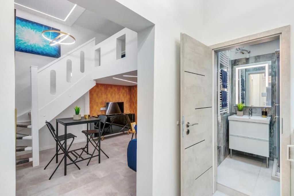Modern Luxe Retreat * Budapeszt
